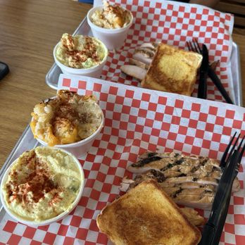 Purple Daisy Picnic Cafe - Barbeque Near Me - Chattanooga, Tennessee Purple Daisy Picnic Cafe - Barbeque Near Me - Chattanooga, Tennessee