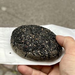 Scoop Me A Cookie - Delicious and soft black sesame cookie