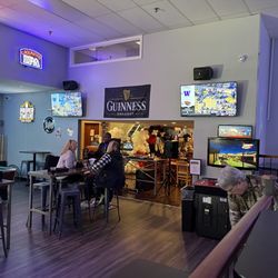 Midway Sports Bar