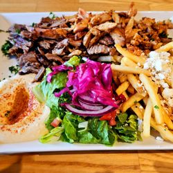 Sultan Kebab & Falafel - Combo Shawarma plate