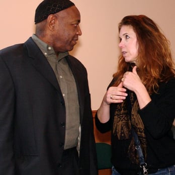 Ethical Humanist Society - Journalist and comedian Aaron Freeman with Chicago Landscape Artist Nina Weiss at the Ethical Humanist Society of Chicago - Religious Organizations Near Me - Skokie, Illinois Ethical Humanist Society - Journalist and comedian Aaron Freeman with Chicago Landscape Artist Nina Weiss at the Ethical Humanist Society of Chicago - Religious Organizations Near Me - Skokie, Illinois