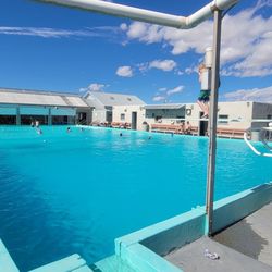 Sand Dunes Swimming Pool - Outside recreation pool at 90° daily