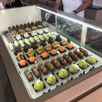 Bachour - Wow look at this! - Bakeries Near Me - Coral Gables, Florida