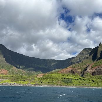 Holoholo Charters - Boating Near Me - Eleele, Hawaii