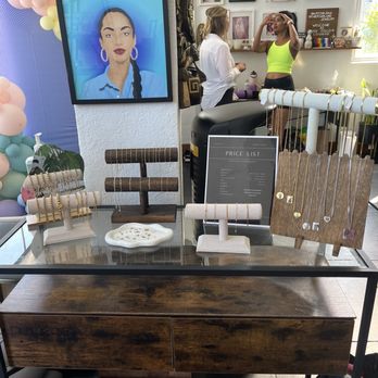 Artsy Color Lounge - Jewelry Near Me - Alameda, California Artsy Color Lounge - Jewelry Near Me - Alameda, California