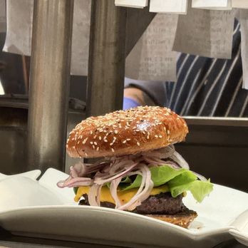 Gordon Ramsay Burger Las Vegas - 24 Hour Burger - Burgers Near Me - Las Vegas, Nevada Gordon Ramsay Burger Las Vegas - 24 Hour Burger - Burgers Near Me - Las Vegas, Nevada