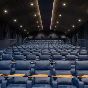 Capri Theater - Cinema Near Me - Jackson, Mississippi