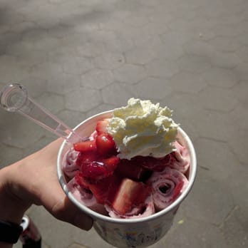 I CE NY - Strawberry cheesecake, yum! - Desserts Near Me - New York, New York I CE NY - Strawberry cheesecake, yum! - Desserts Near Me - New York, New York