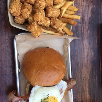 Burger Bench - American Near Me - Escondido, California