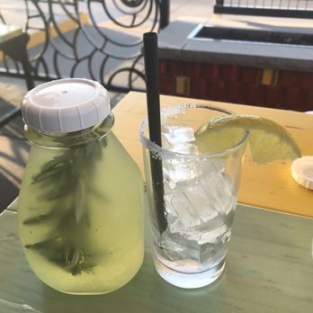 Vinyl Taco - Margarita - Mexican Near Me - Sioux Falls, South Dakota