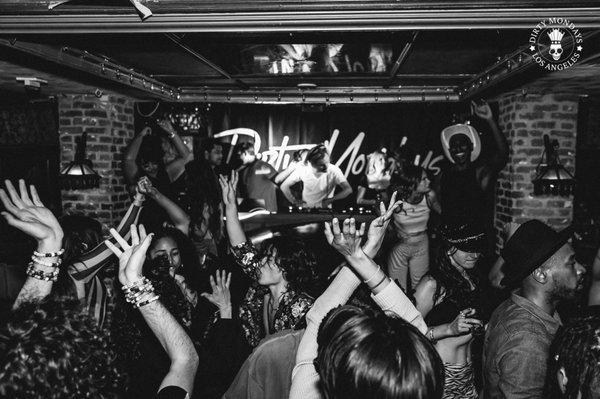 Dirty Mondays by null