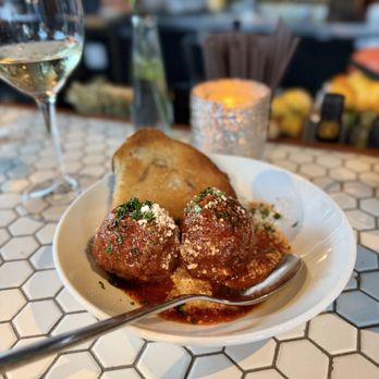 Artusi - Meatballs - Italian Near Me - Seattle, Washington Artusi - Meatballs - Italian Near Me - Seattle, Washington