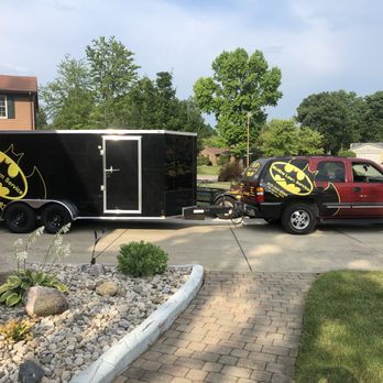 Mullins lawn service - a truck and trailer - Lawn Services Near Me Mullins lawn service - a truck and trailer - Lawn Services Near Me