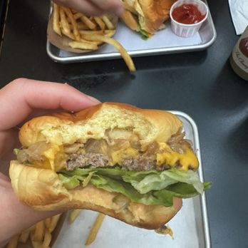 The York - Burger - Gastropubs Near Me - New York, New York
