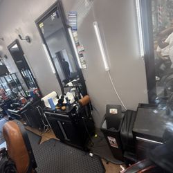The Main Barber Lounge