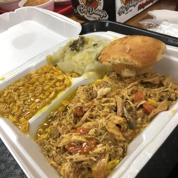 Big Daddy's Kitchen - The bees knees! - Soul Food Near Me - Atlanta, Georgia