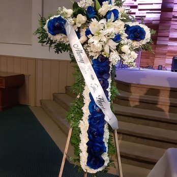 Diana's Flowers - Family Funeral services - Florists Near Me - Paramount, California