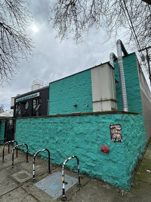 Ninkasi Brewing Tasting Room by null