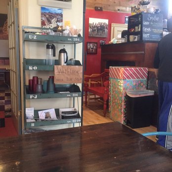 Red June Cafe - Cute place lots of seating. - Coffee & Tea Near Me - Chicago, Illinois
