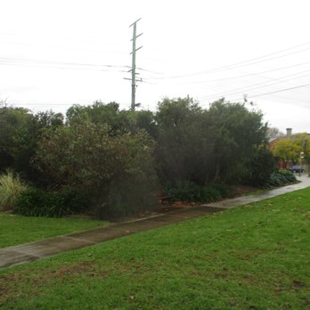 Oldis Gardens - Garden - Parks Near Me - Northcote, VIC