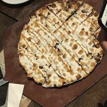 Flo & Santos - Pizza Near Me - Chicago, Illinois