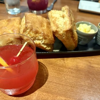 Sweet Tea & Barley - Bourbon Daisy with Makers Mark paired with shareable housemaid biscuits. Platter includes sorghum butter and house jam. - Southern Near Me - Williamsburg, Virginia Sweet Tea & Barley - Bourbon Daisy with Makers Mark paired with shareable housemaid biscuits. Platter includes sorghum butter and house jam. - Southern Near Me - Williamsburg, Virginia
