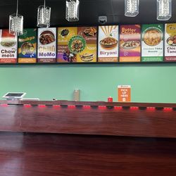 Momo Heaven - Indoor counter