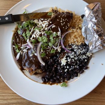 Barrio Queen - Pollo En Mole Poblano - Mexican Near Me - Tempe, Arizona Barrio Queen - Pollo En Mole Poblano - Mexican Near Me - Tempe, Arizona