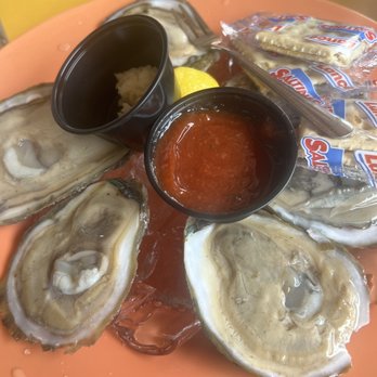 Castaways Raw Bar & Grill - Seafood Near Me - Holden Beach, North Carolina Castaways Raw Bar & Grill - Seafood Near Me - Holden Beach, North Carolina