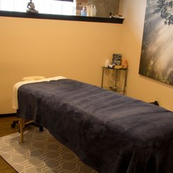 West Loop Spine & Stability - Massage Room