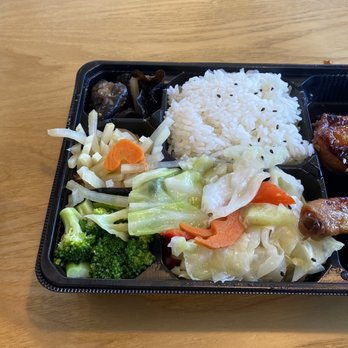 Orange Square - B01. Grill Chicken Leg Square A06. Oolong Milk Tea - Taiwanese Near Me - Santa Clara, California Orange Square - B01. Grill Chicken Leg Square A06. Oolong Milk Tea - Taiwanese Near Me - Santa Clara, California