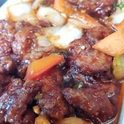 Hakka Pavillion - General Tao lunch special
