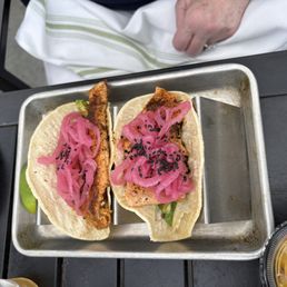 Grilled salmon tacos Grilled salmon tacos