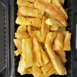 District Rico - Yucca Fries