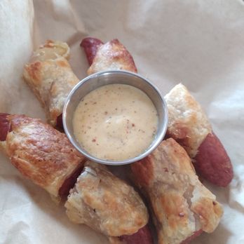 Irondequoit Beer Company - Kolaches - Breweries Near Me - Rochester, New York