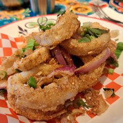 Si Lom Thai Bistro - Laab Calamari