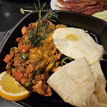 Hash House A Go Go - Chorizo and jalapeño hash - New American Near Me - Las Vegas, Nevada Hash House A Go Go - Chorizo and jalapeño hash - New American Near Me - Las Vegas, Nevada