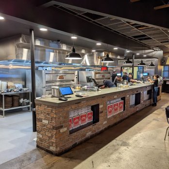 Via 313 Pizza - Restaurant interior - Pizza Near Me - Orem, Utah
