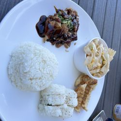Kiku Japanese Grill - Cali and Chicken Plate with pasta and potstickers