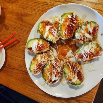 Sakura - Golden Spicy Avocado - Sushi Bars Near Me - Tucson, Arizona