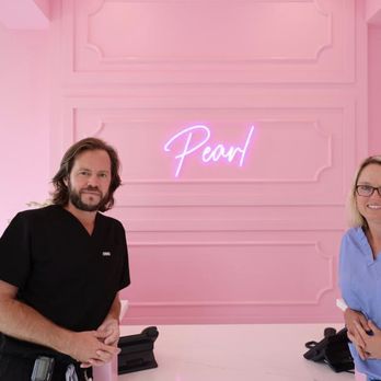 Pearl Ob/Gyn - Our awesome providers - Dr. Damen Hershberger and Mandi Twist, P.A. - Obstetricians & Gynecologists Near Me - Wichita, Kansas Pearl Ob/Gyn - Our awesome providers - Dr. Damen Hershberger and Mandi Twist, P.A. - Obstetricians & Gynecologists Near Me - Wichita, Kansas