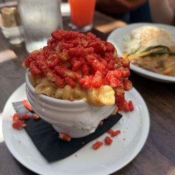 The Attic - Mac & Cheetos - Breakfast & Brunch Near Me - Long Beach, California
