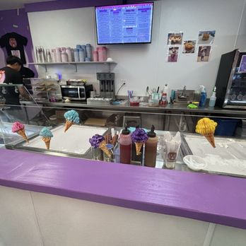 Cravingz - Ice Cream & Frozen Yogurt Near Me - Redwood City, California Cravingz - Ice Cream & Frozen Yogurt Near Me - Redwood City, California