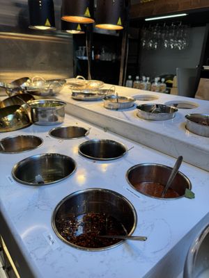 The Pots Hot Pot by null