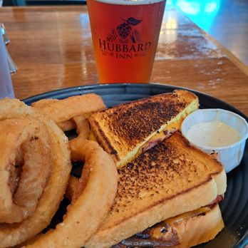 North Third - Sports Bars Near Me - Stayton, Oregon North Third - Sports Bars Near Me - Stayton, Oregon