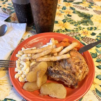 Dinner Bell Restaurant - I choose chicken with carrots, fried apples Mac and cheese and some fries - Buffets Near Me - Benton, Kentucky Dinner Bell Restaurant - I choose chicken with carrots, fried apples Mac and cheese and some fries - Buffets Near Me - Benton, Kentucky