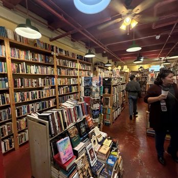 Lamplight Books - Bookstores Near Me - Seattle, Washington Lamplight Books - Bookstores Near Me - Seattle, Washington