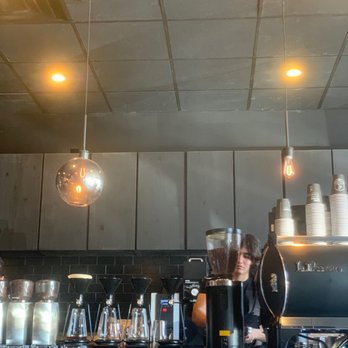 CLO Coffee Co. - North Edison - Coffee & Tea Near Me - Edison, New Jersey