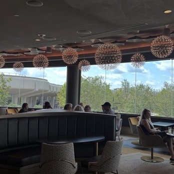 GEO-82 - Cocktail Bars Near Me - Lake Buena Vista, Florida