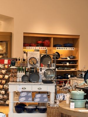 Williams-Sonoma by null